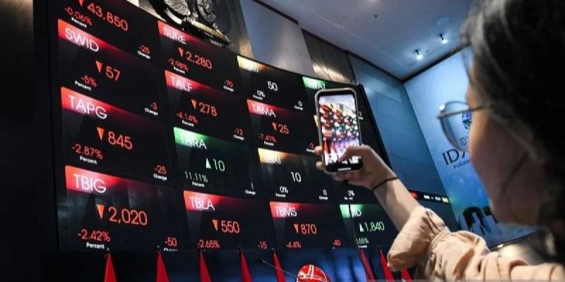 Modal Asing Rp29 Triliun Kabur dari Pasar Saham Indonesia