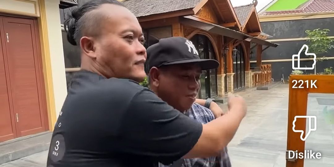Potret Kedekatan Sule dengan Tukang Bakso Keliling, Tak Sungkan Peluk & Rajin Dipanggil ke Rumah Untuk Diborong