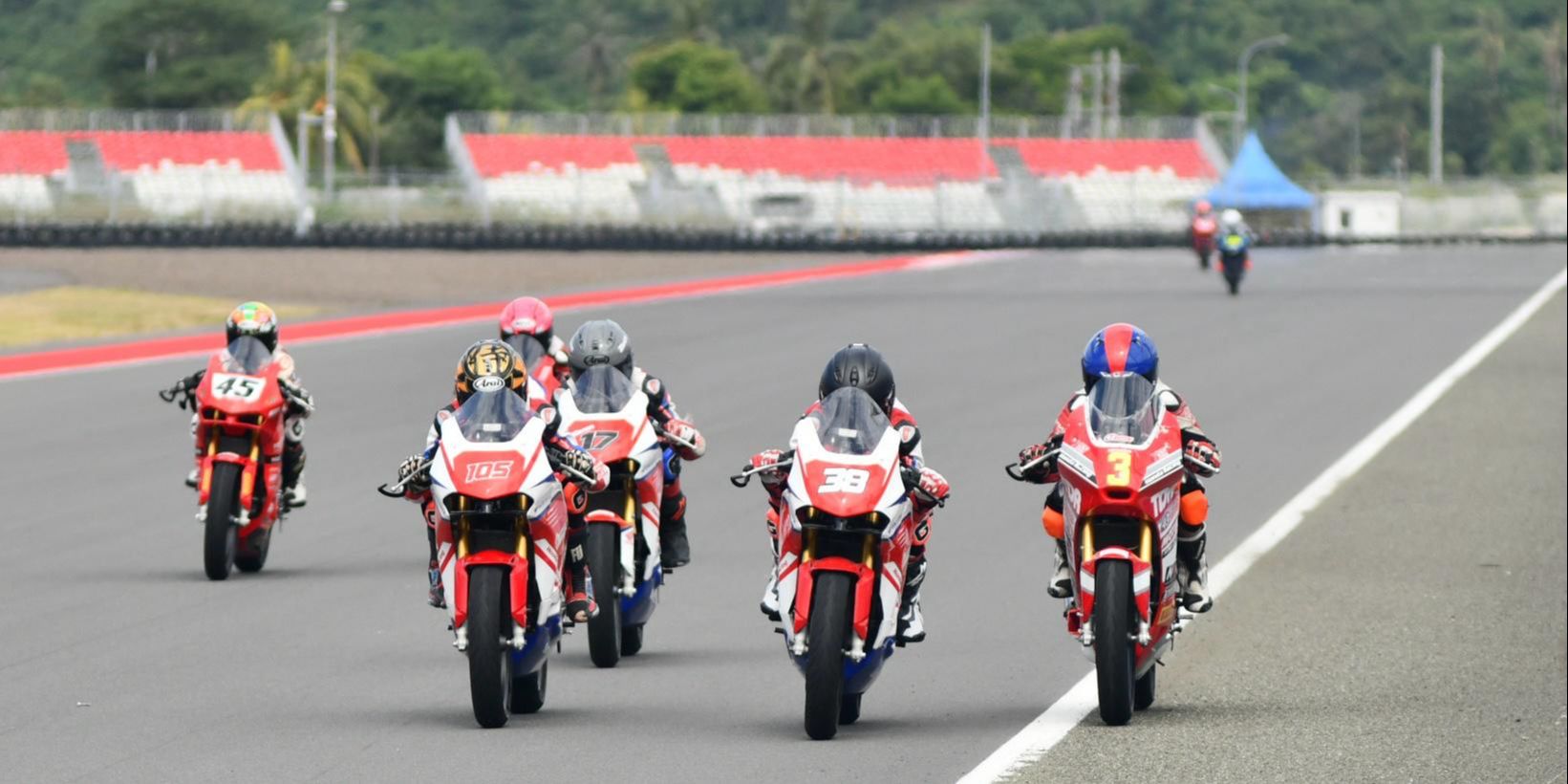 Pertamina Dukung Pembalap Muda Berprestasi di Ajang Pertamina Mandalika Racing Series 2025
