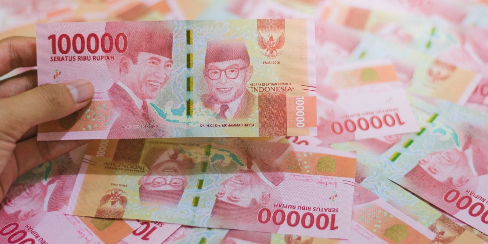Waspadai Penipuan, Ini Tips Mudah Membedakan Uang Palsu dan Asli
