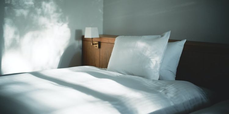 Tempat Tidur Minimalis, Solusi Elegan untuk Kamar Tidur Modern di Tahun 2025