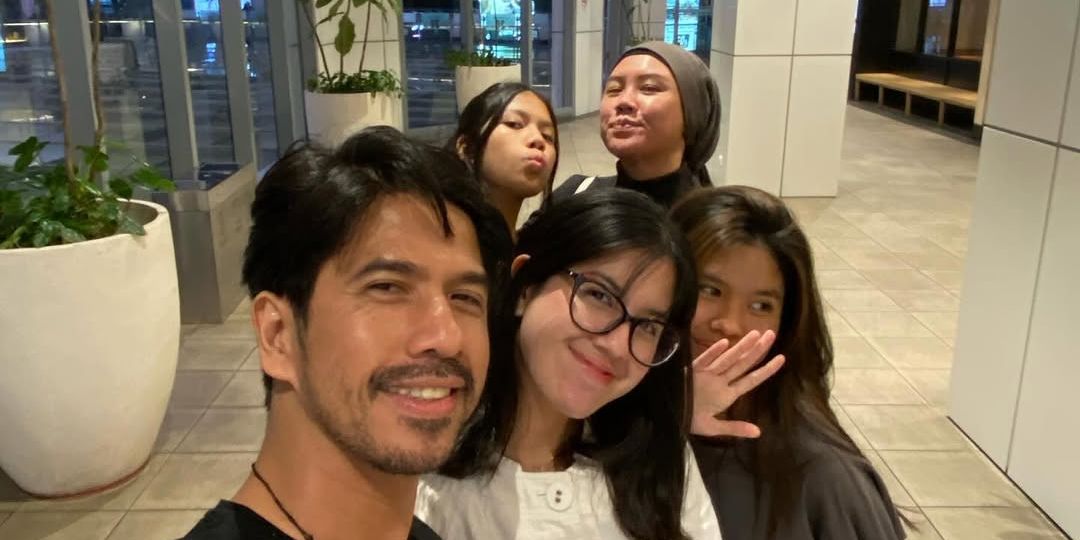 Reaksi Kocak Anak-Anak Ariyo Wahab Perdana Lihat Sumur, Tak Percaya Dulu Sang Ayah Mandi di Sana