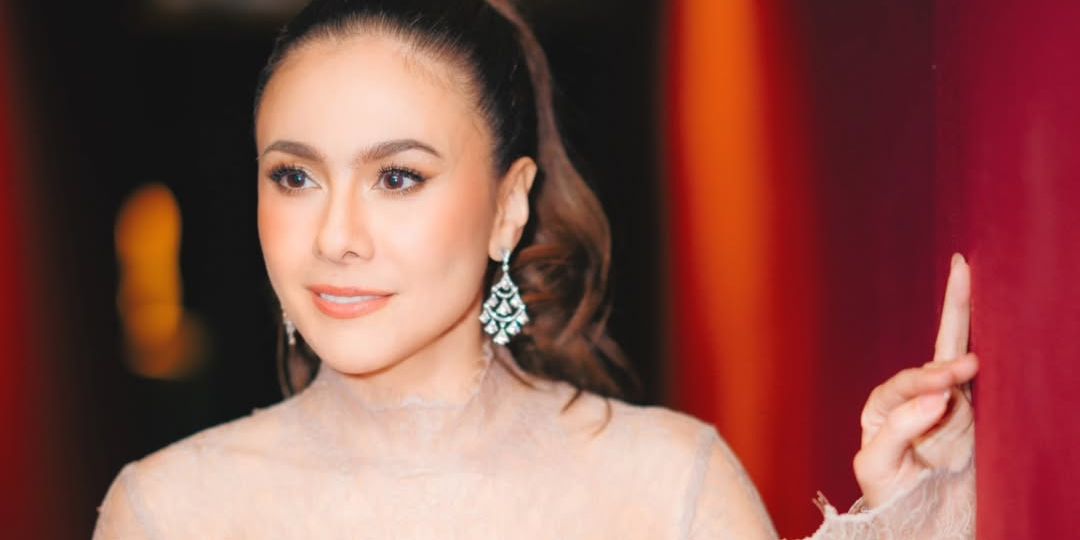 Wulan Guritno Ulang Tahun ke-44, Makin Cantik dan Stunning dengan Wajah Vibes Anak Muda