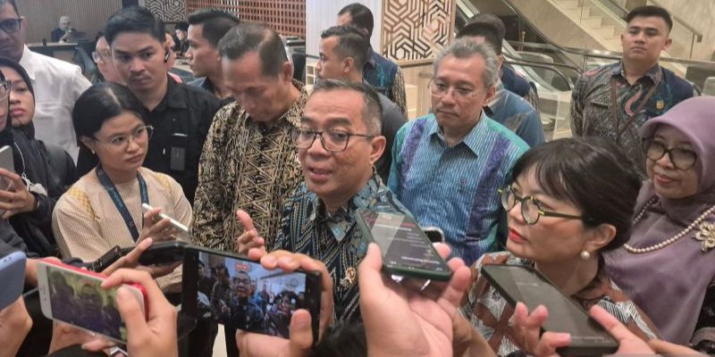 Mendikti Saintek Respons soal Pemerkosaan Dokter Residen Unpad, Dukung Evaluasi Pendidikan Dokter