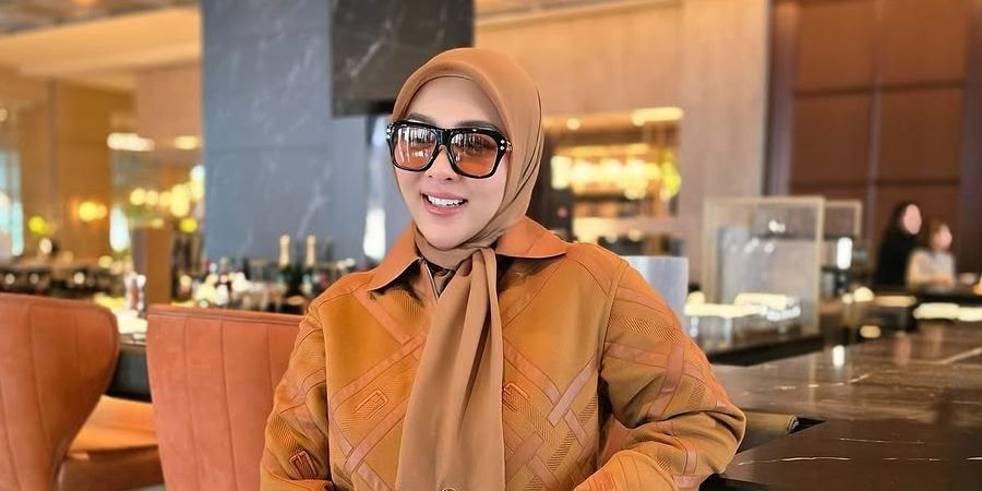 Harga Emas Melejit, Artis-artis Cantik Pakai Perhiasan Senilai Miliaran - Ada yang Ngaku Cuma Pinjaman