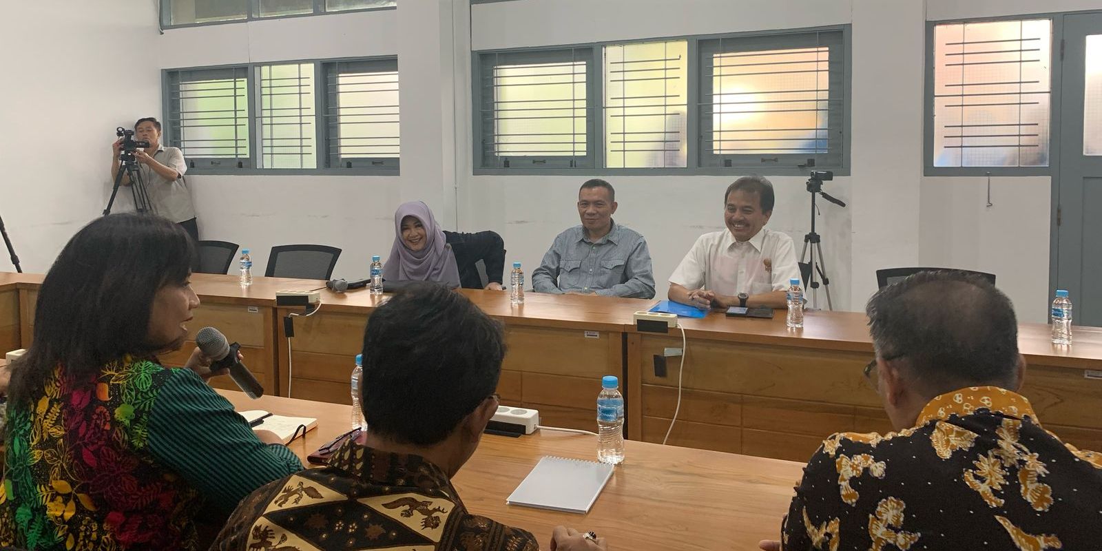 Janji Roy Suryo Sampaikan Temuan Fakta Datangi UGM Bahas Ijazah Jokowi