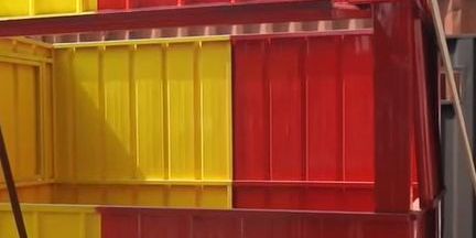 Desain Booth Container Minimalis dan Estetik