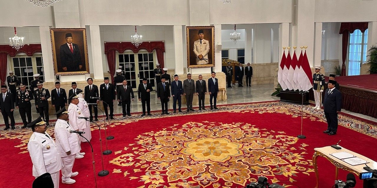 Presiden Prabowo Lantik Gubernur Papua Pegunungan dan Bangka Belitung di Istana Negara