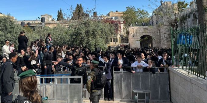 Israel Pertama Kalinya Izinkan 180 Umat Yahudi Berdoa di Masjid Al-Aqsa