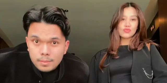7 Potret Terbaru Aaliyah Massaid Hamil 7 Bulan, Masih Langsing dengan Baby Bump Mulai Terlihat