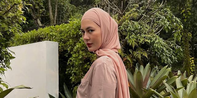 Usai Putusan Sidang Perceraian Keluar, Paula Verhoeven Bagikan Video Kajian Ustaz Khalid Basalamah Tentang Ini