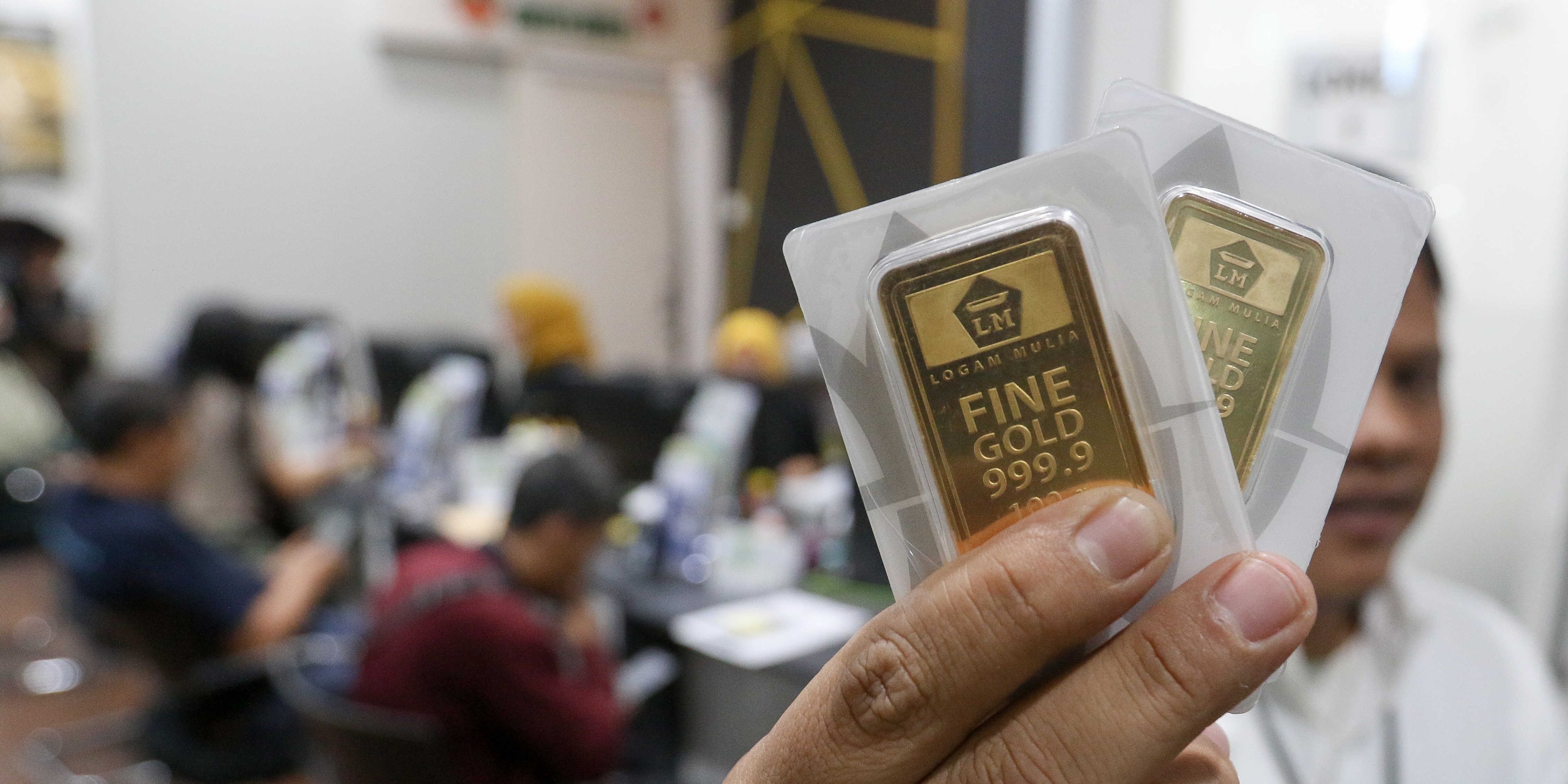 Harga Emas Antam Hari Ini Dijual Lebih Murah