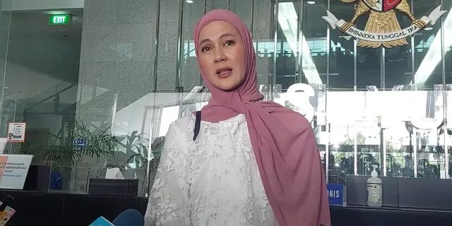Paula Verhoeven Minta Bantuan Hotman Paris Usai Tersandung Kasus Perselingkuhan