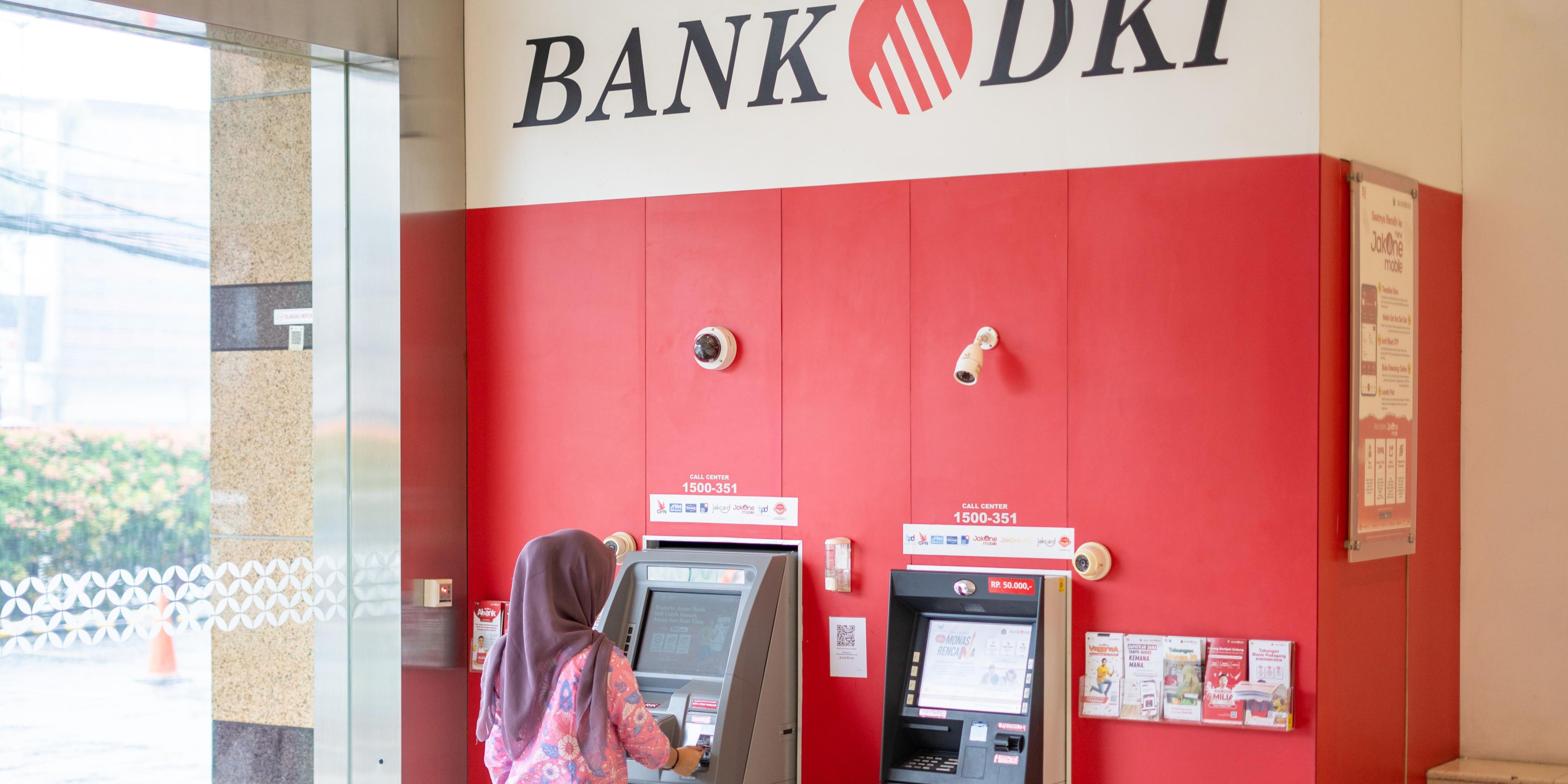 Ramai-Ramai Pastikan Dana Nasabah Aman di Bank DKI, dari Gubernur Hingga Pengusaha