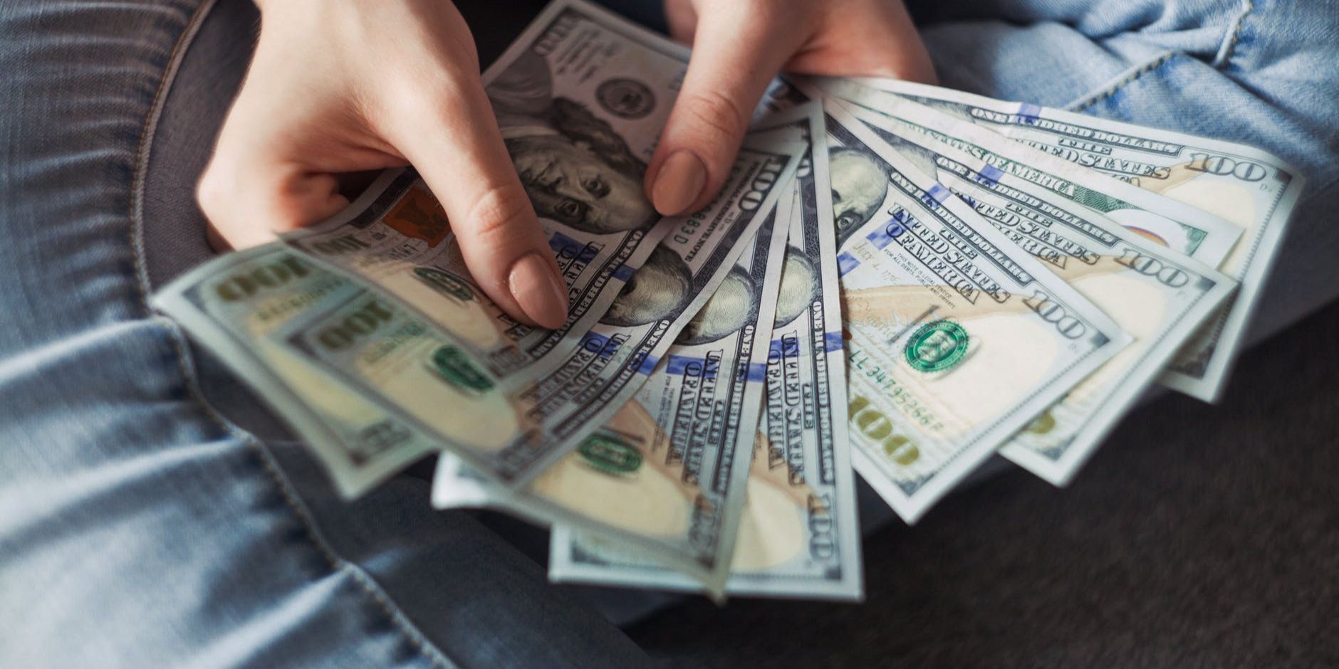 Ternyata Ini Alasan Orang Kaya Dunia Lebih Memilih Menyimpan Uang di Bank Swiss?