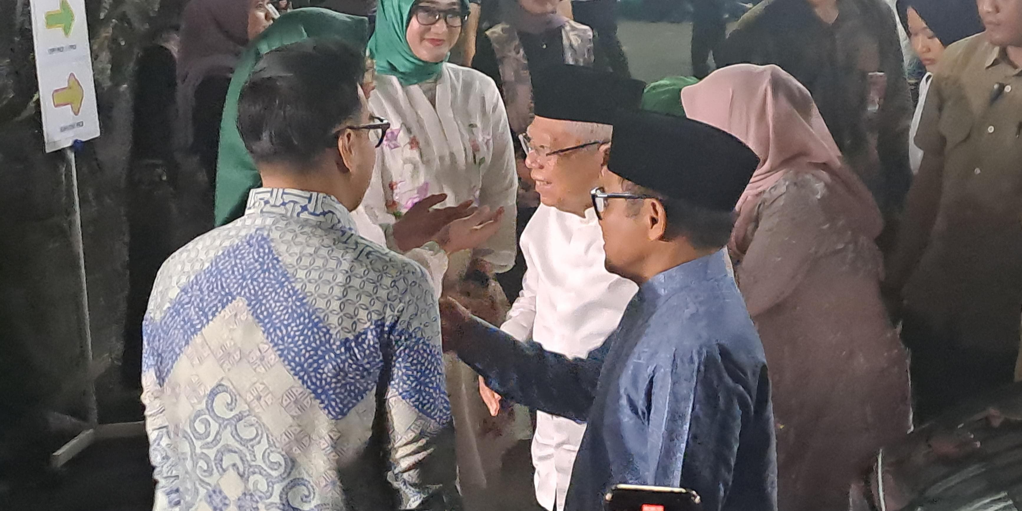 Saya Kira Itu Bagian Silaturahmi