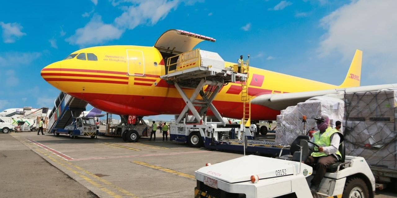 Imbas Pengenaan Tarif Amerika, DHL Express Hentikan Sementara Pengiriman Konsumen ke AS di Atas Rp13 Juta