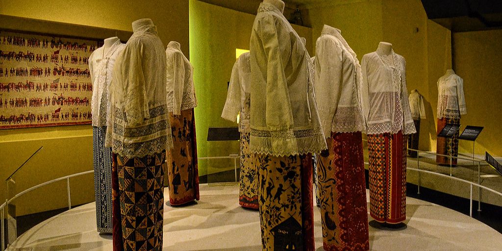Intip Pilihan Selebriti Ini, Kebaya Kartininya Bisa Jadi Inspirasiuntuk Tampil Berkelas, Stylish, dan Feminin