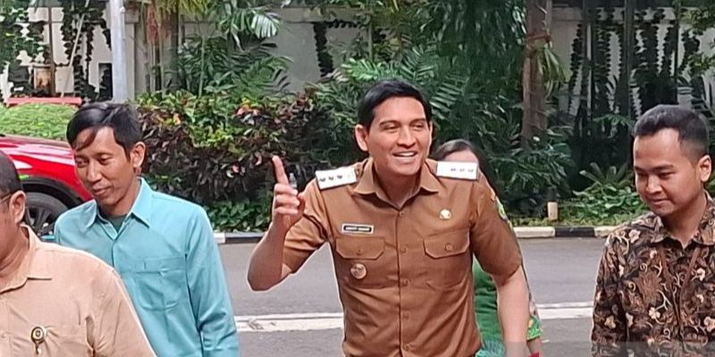 Lucky Hakim Disanksi 3 Bulan 'Magang' di Kemendagri Buntut Liburan ke Jepang Tanpa Izin