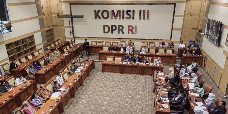 Sahroni DPR Potong Omongan Bos Sirkus Taman Safari