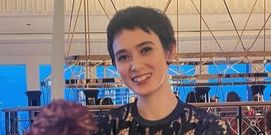 5 Potret Renata Kusmanto Istri Fachri Albar Tampil Cantik dengan Rambut Bondol, Disebut Mirip Demi Moore