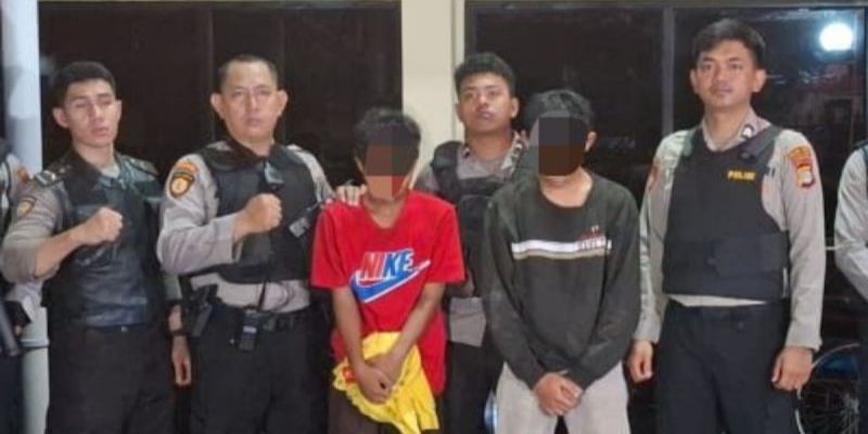 Diduga Hendak Tawuran, Dua Remaja Bawa Celurit Ditangkap Polisi