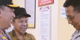 Kapolri Salut sama Anggota Usai Tugas Ngajar Anak Yatim, tapi Salfok ke Pangkat 'Kok Masih Bengkok-Bengkok'