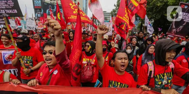 7 Artis Indonesia Terkenal Ternyata Pernah Jadi Buruh, Ada yang Upahnya Cuma Rp5.000