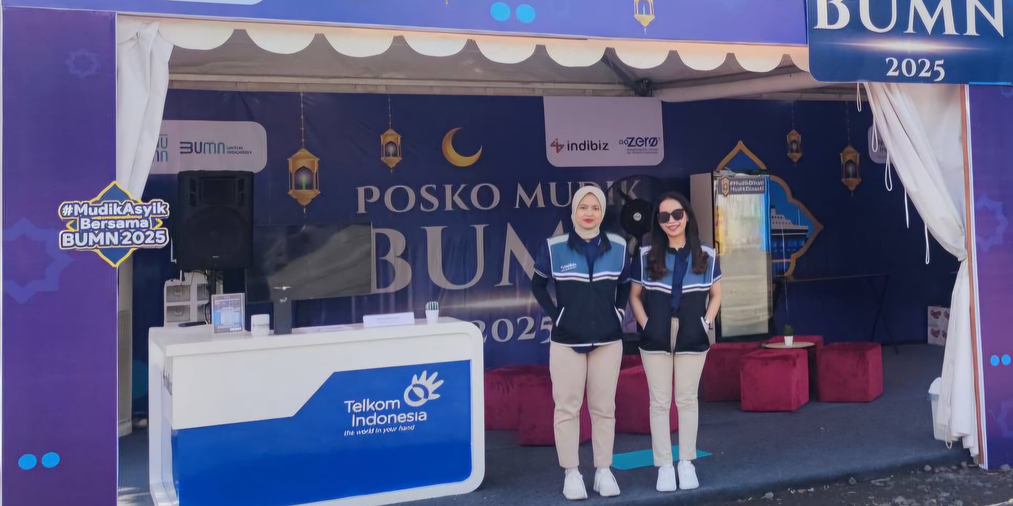 Telkom Melalui IndiBiz Buka Posko Mudik BUMN 2025 di Banyuwangi - Merdeka | Opsitek-1