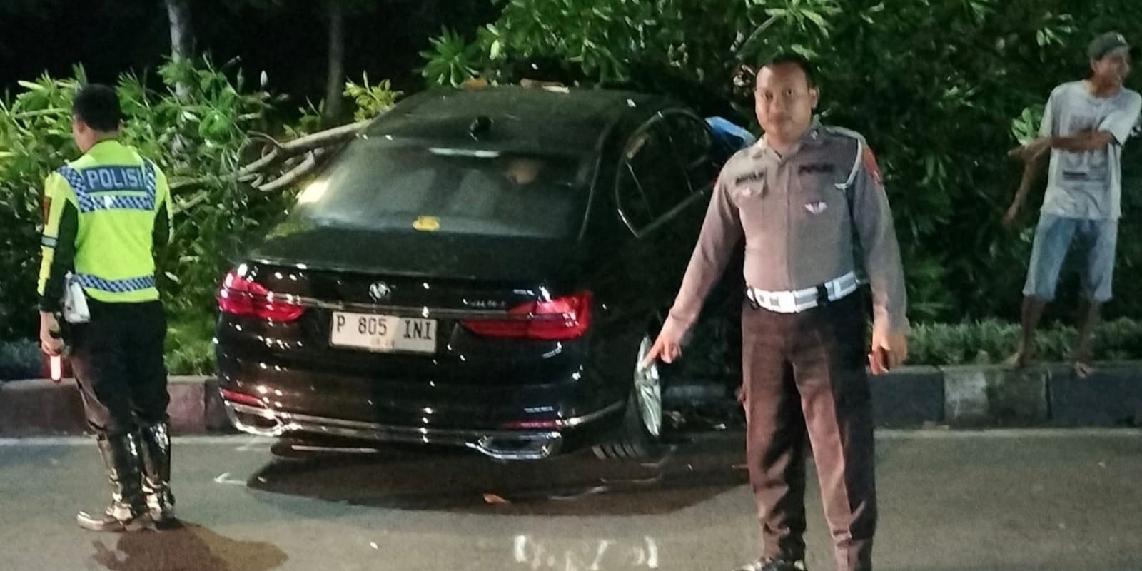 Tips Pakai Google Map yang Benar Biar Mobil Tidak Terjun Bebas Seperti BMW di Tol Gresik