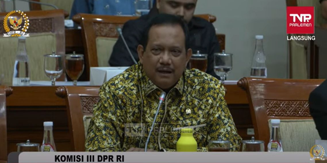 VIDEO: Rikwanto Komisi III Puji Menteri & Wamen UMKM Ikut Sidang Toko Mama: Salut Pak Maman
