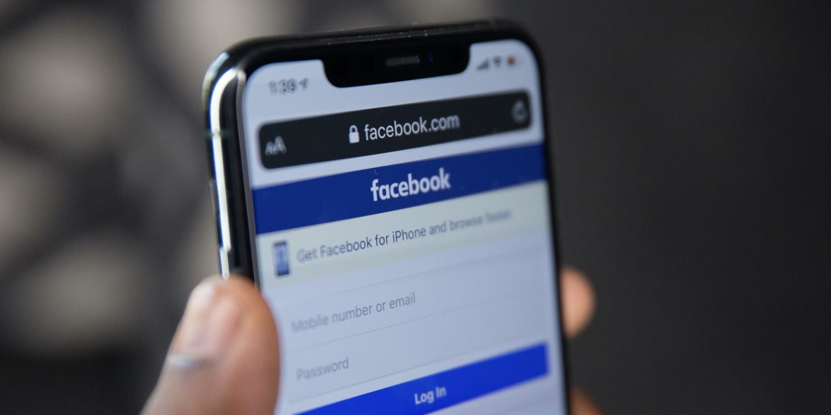 Viral Grup Facebook Fantasi Sedarah-Inses Dengan 32 ribu Member 1 Viral Grup Facebook Fantasi Sedarah-Inses Dengan 32 ribu Member