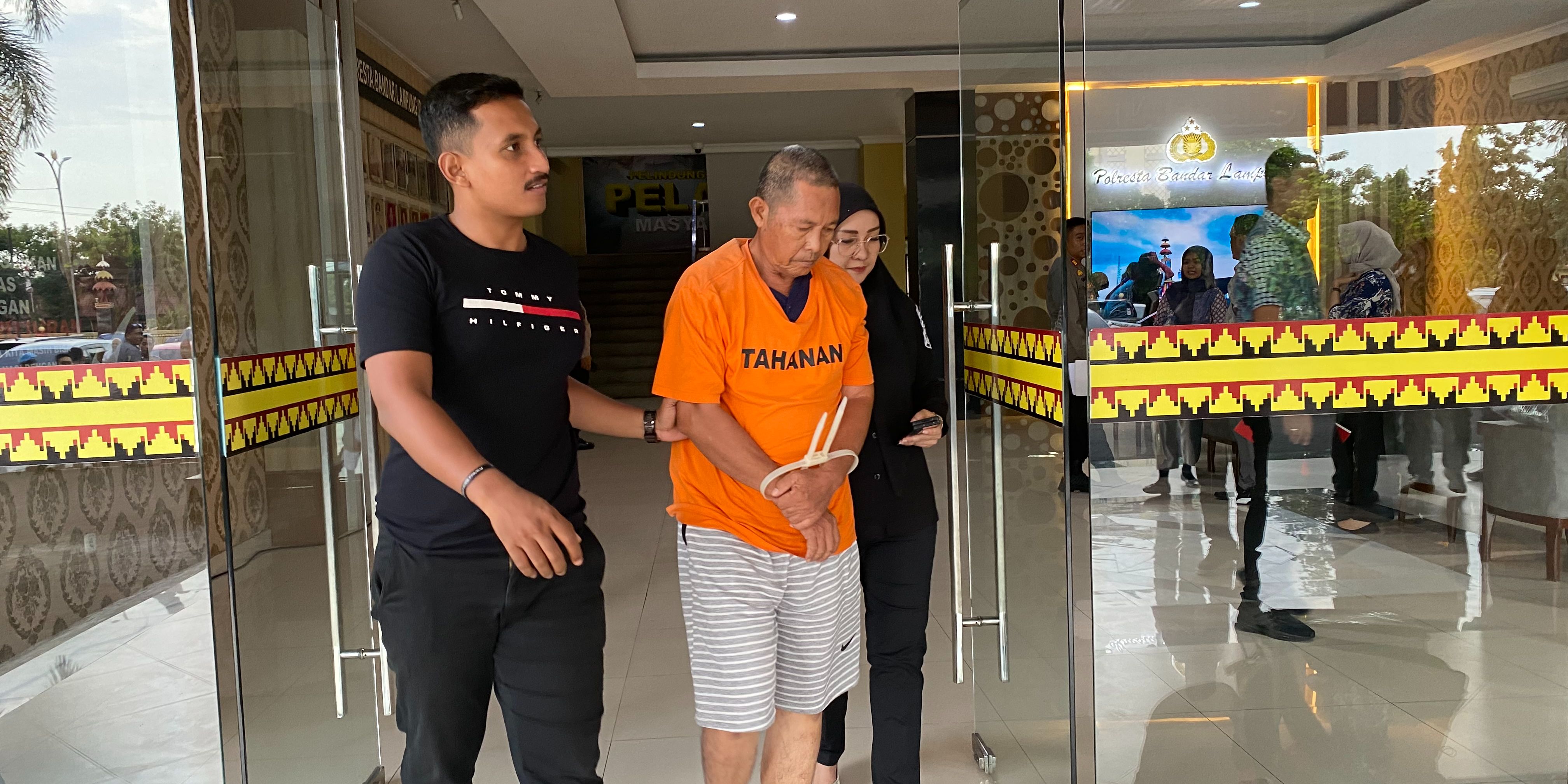 Penjual Mainan di Bandar Lampung Cabuli 7 Bocah, Begini Modusnya