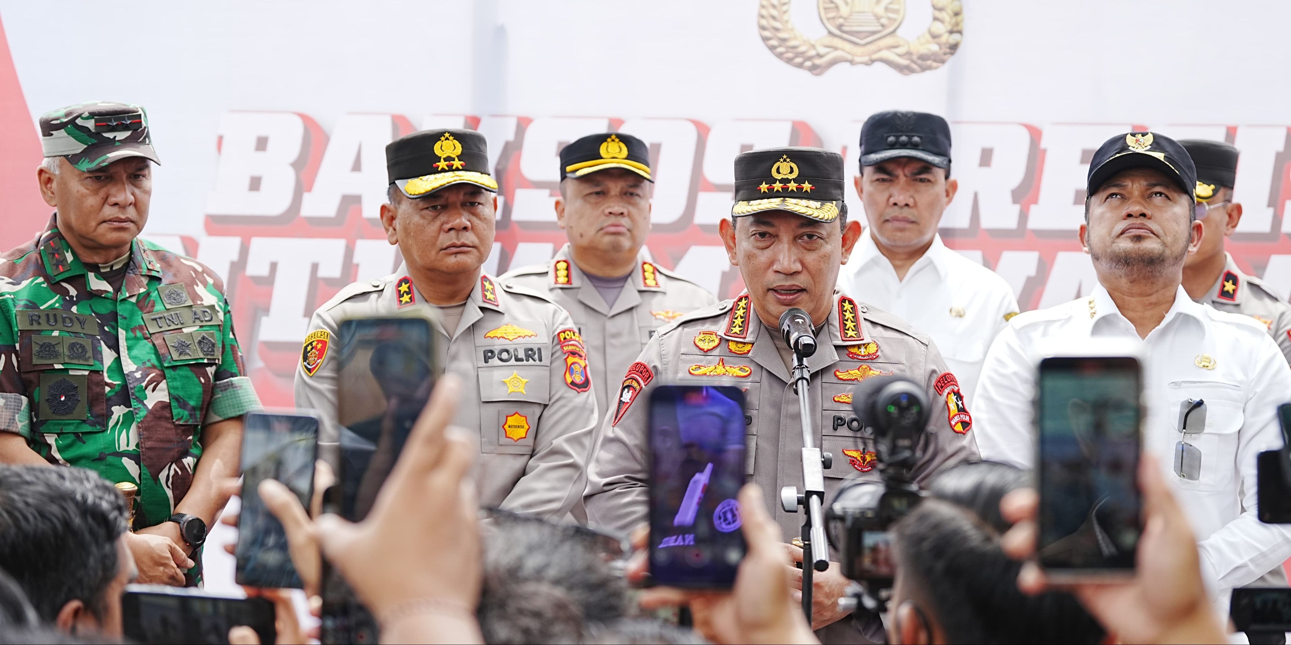 Kapolri Peringatkan Grup Facebook 'Fantasi Sedarah': Kami Tindak Tegas!