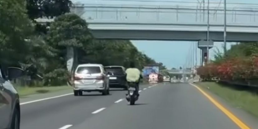 Viral Pemotor Tanpa Helm Masuk Tol Belmera Medan