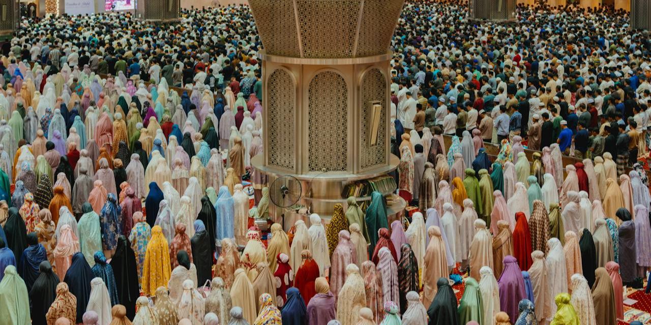 Tata Cara Sholat Idul Fitri: Panduan Lengkap dengan Khutbah dan Sunnah yang Dianjurkan