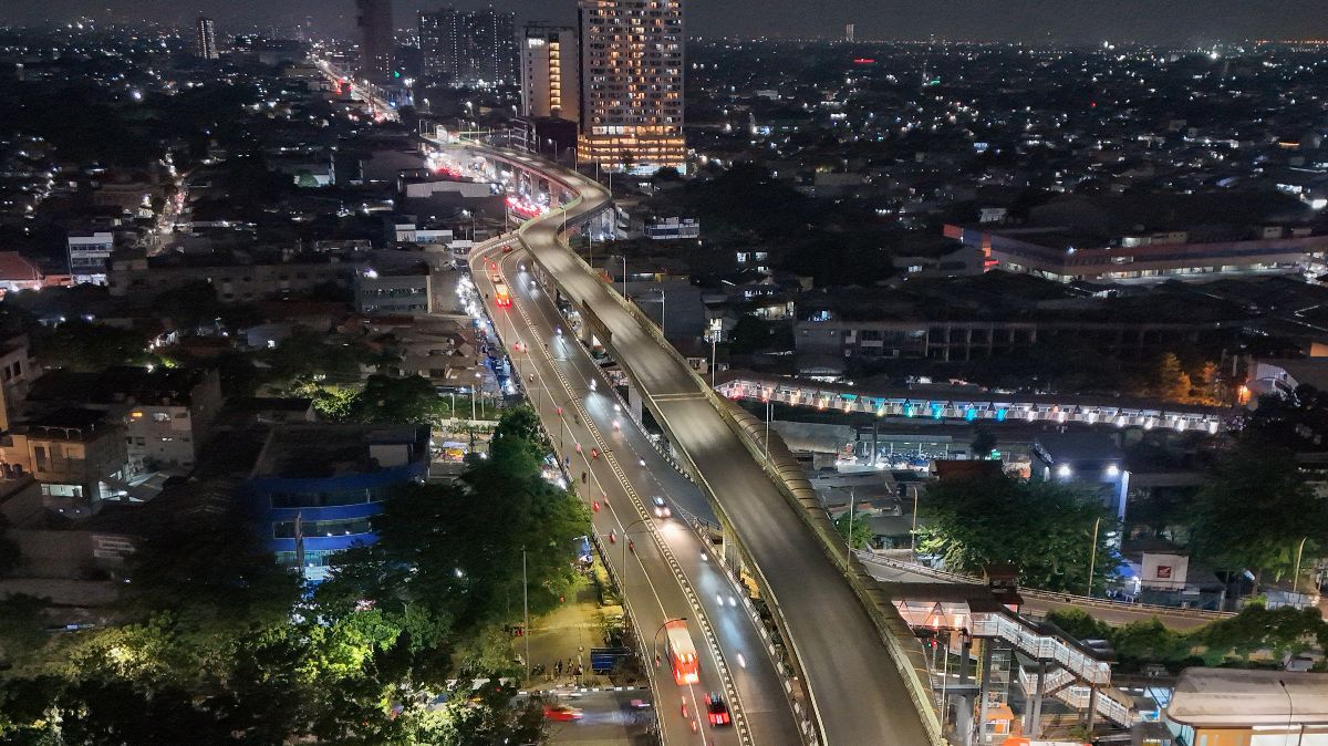 FOTO: Penampakan 'Jalur Langit' Bebas Macet untuk TransJakarta Koridor 13