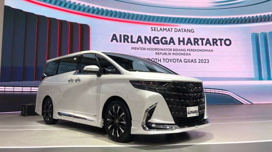 Berikut  Harga Mobil Toyota Alphard Hybrid Terbaru Tahun 2024