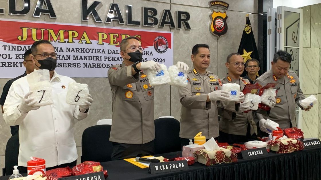 Dijanjikan Upah Rp135 Juta, Kurir Sabu 15 Kilogram Ditangkap Polisi saat Nunggu Jemputan Rekan