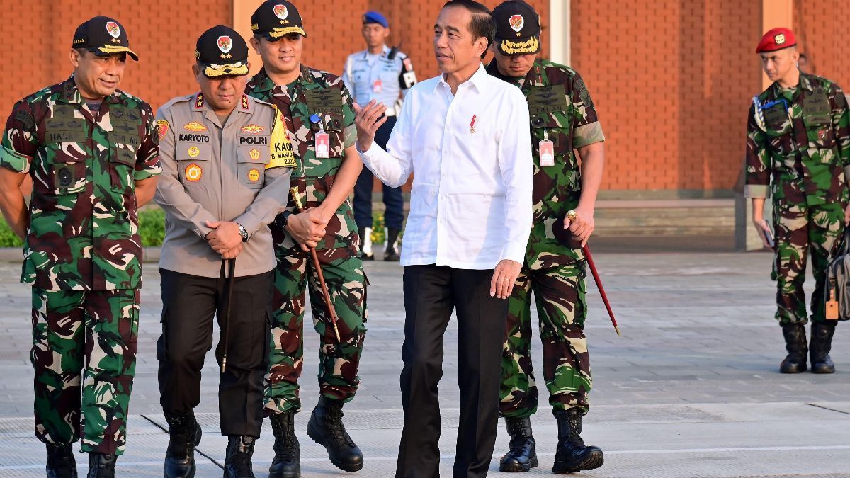 Jokowi Resmikan Bandara Mutiara SIS Al-Jufri yang Rusak Akibat Gempa Palu