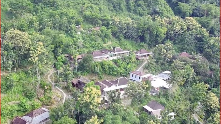 Mengunjungi Kampung Terpencil di Puncak Bukit Wonogiri, Hampir Semua Warganya  punya Motor Trail