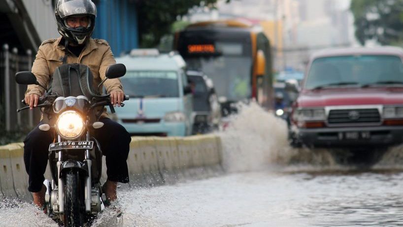 BMKG: Waspada Cuaca Ekstrem Selama Arus Mudik Lebaran