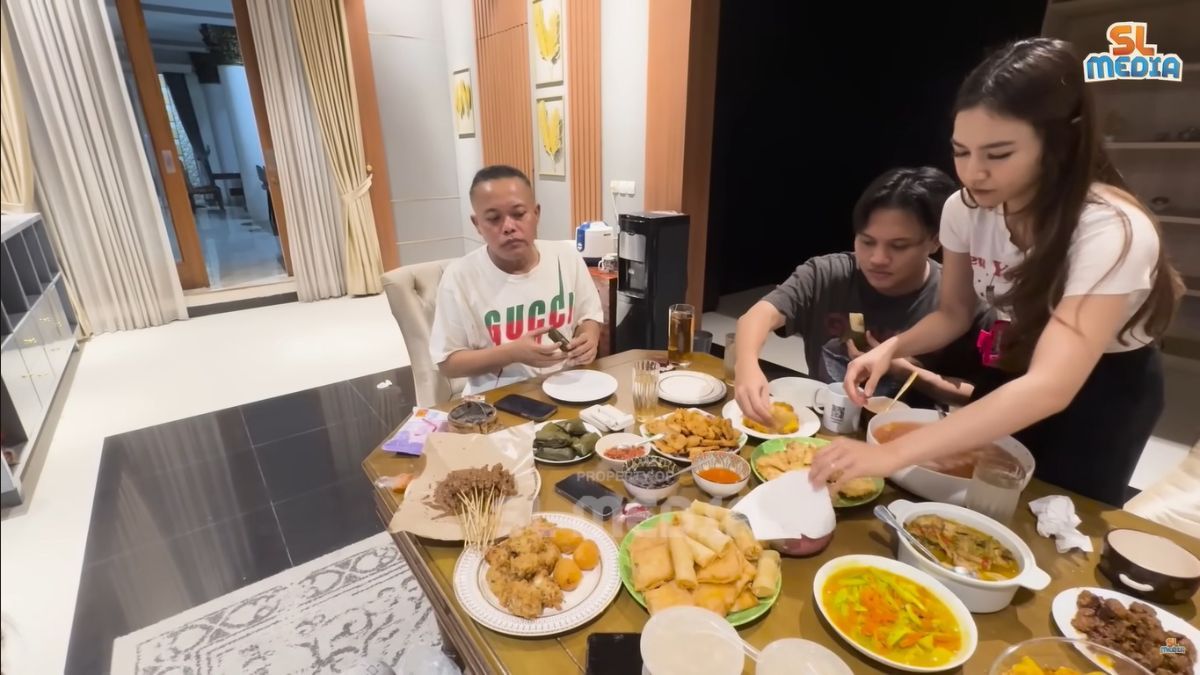 10 Potret Mahalini Bersama Keluarga Sule saat Ramadan, Ikut Siapkan Menu Buka Puasa