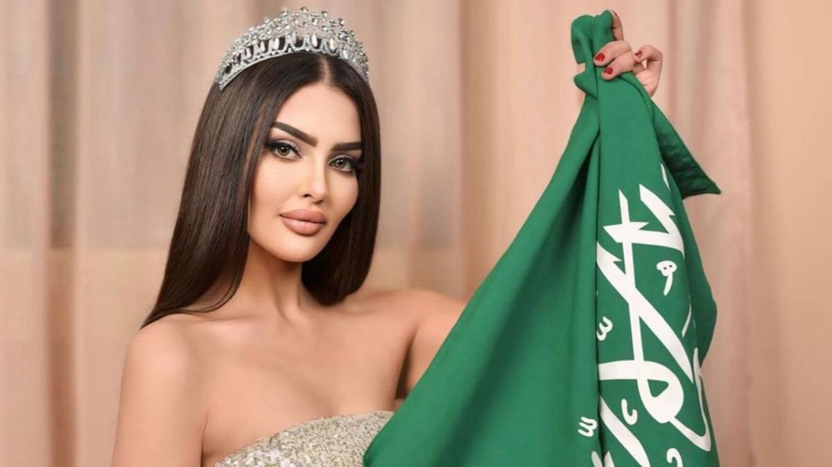 FOTO: Cantik dan Seksinya Rumy Alqahtani, Perempuan Arab Saudi Pertama Dalam Sejarah yang Ikut Miss Universe