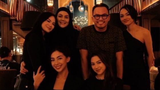 Jennifer Dunn Absen, Intip Potret Kompak Faisal Harris dan Sarita Abdul Mukti Dinner Bareng Rayakan Ultah Shabina Mecca