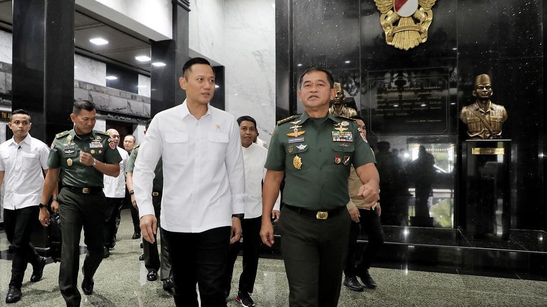 VIDEO: Momen Spesial Menteri AHY Sowan ke Kasad Maruli Disambut Banyak Jenderal TNI AD