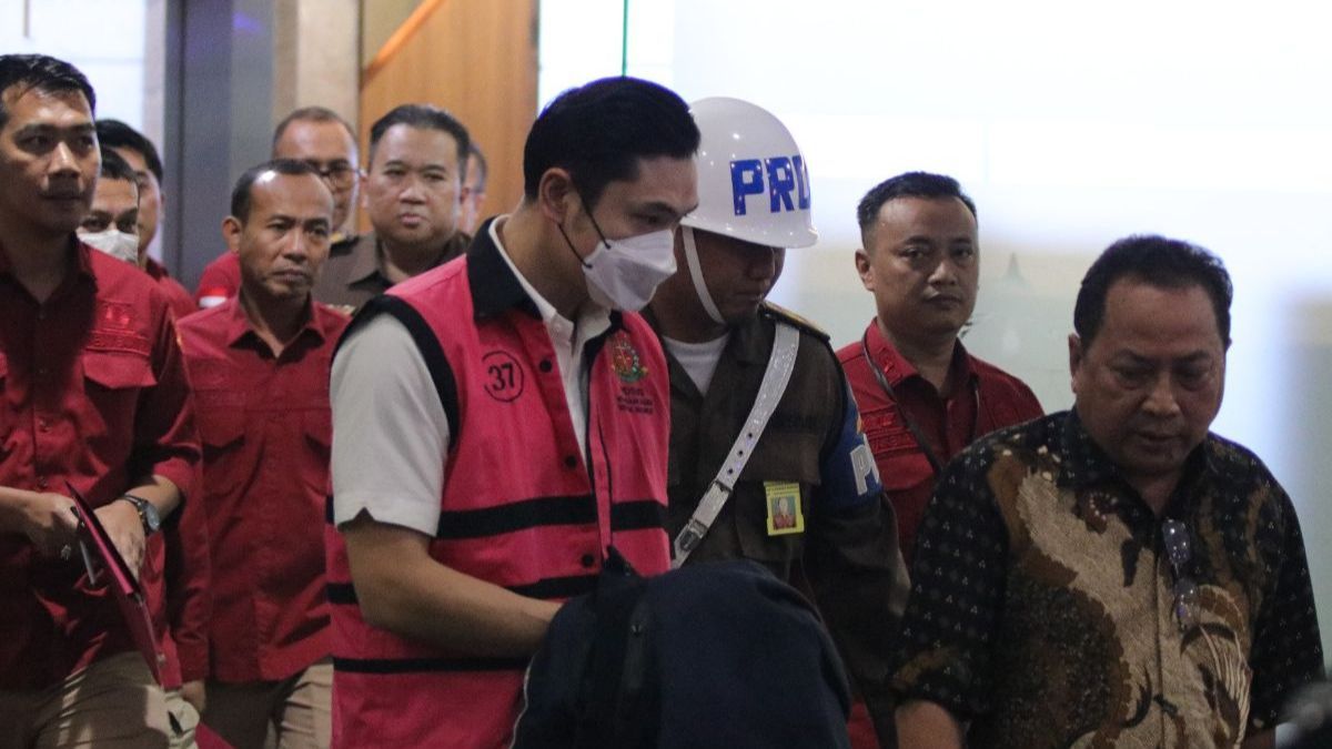 VIDEO: Sosok Harvey Moeis Suami Sandra Dewi, Pengusaha Kaya Bikin Negara Rugi Rp271 Triliun