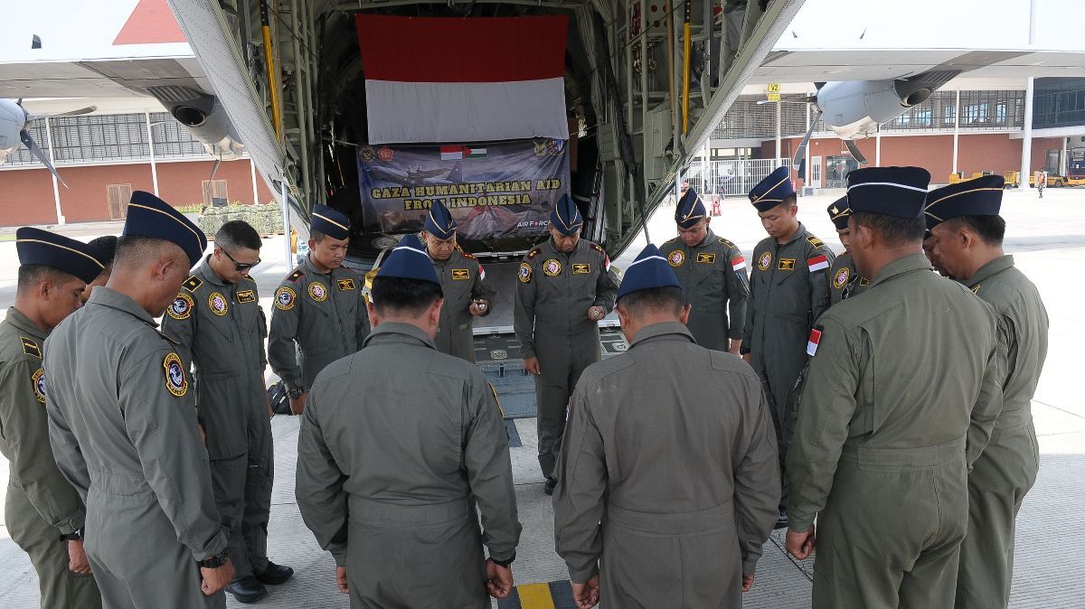 FOTO: TNI Kirim 900 Payung Udara ke Yordania untuk Salurkan Bantuan Kemanusiaan ke Jalur Gaza