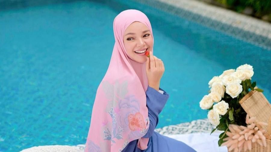 Dewi Sandra Dapat Kecaman Salah Alamat dari Netizen usai Akun Instagramnya Dikira Milik Sandra Dewi, Tulis Pesan Bijak