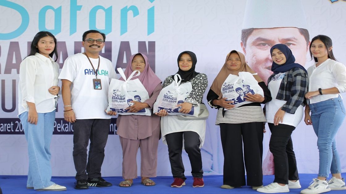 Dukung Program Safari Ramadan BUMN 2024, PT PNM Bagikan 1.000 Paket Sembako di Lampung